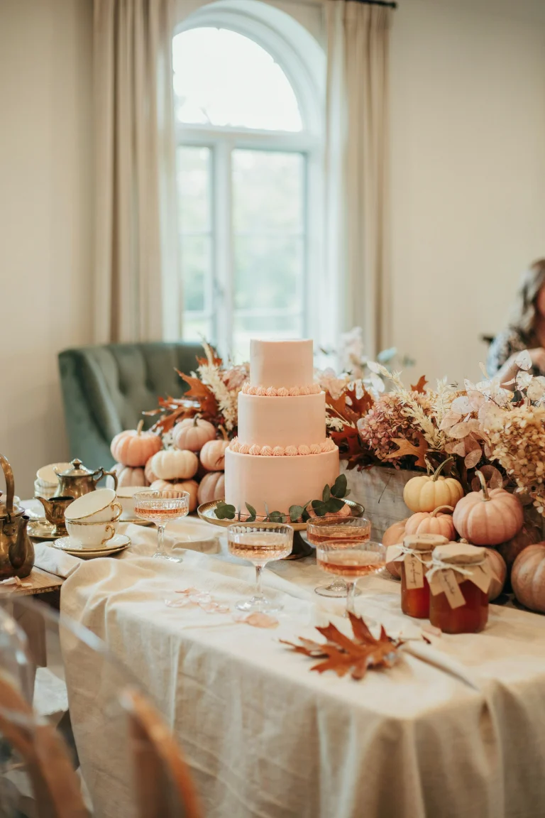 15 Beautiful Fall Baby Shower Ideas for a Girl